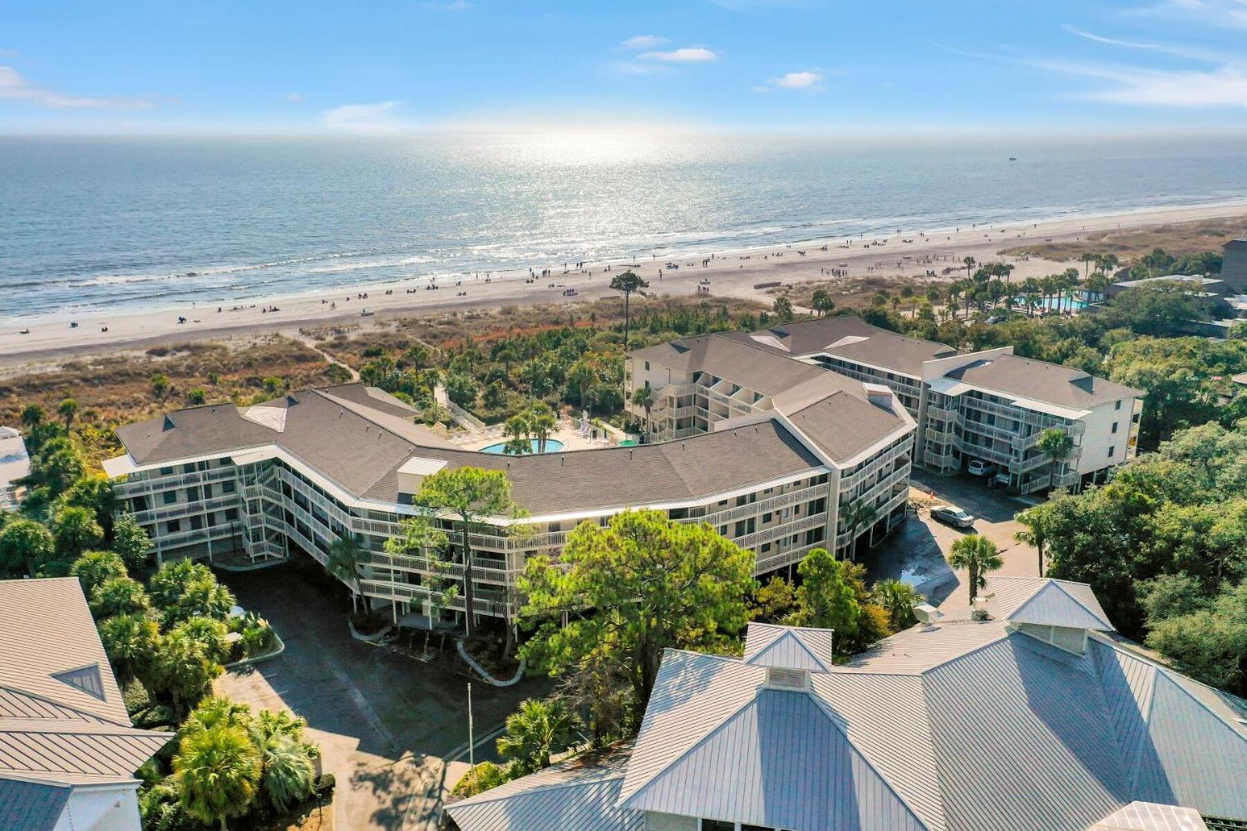The Breakers #220 Beach Condo, Beautiful Ocean View At Coligny Beach, 4 N Forest Beach Drive Hilton Head, Walk To All Shops Restaurants, Renovated Jan 2024, Vacation Rental Hhi Llc Hilton Head Island Exteriör bild