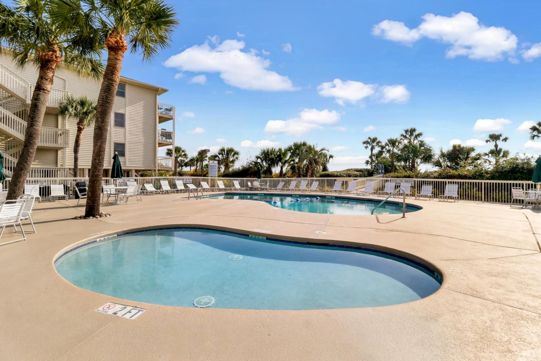 The Breakers #220 Beach Condo, Beautiful Ocean View At Coligny Beach, 4 N Forest Beach Drive Hilton Head, Walk To All Shops Restaurants, Renovated Jan 2024, Vacation Rental Hhi Llc Hilton Head Island Exteriör bild