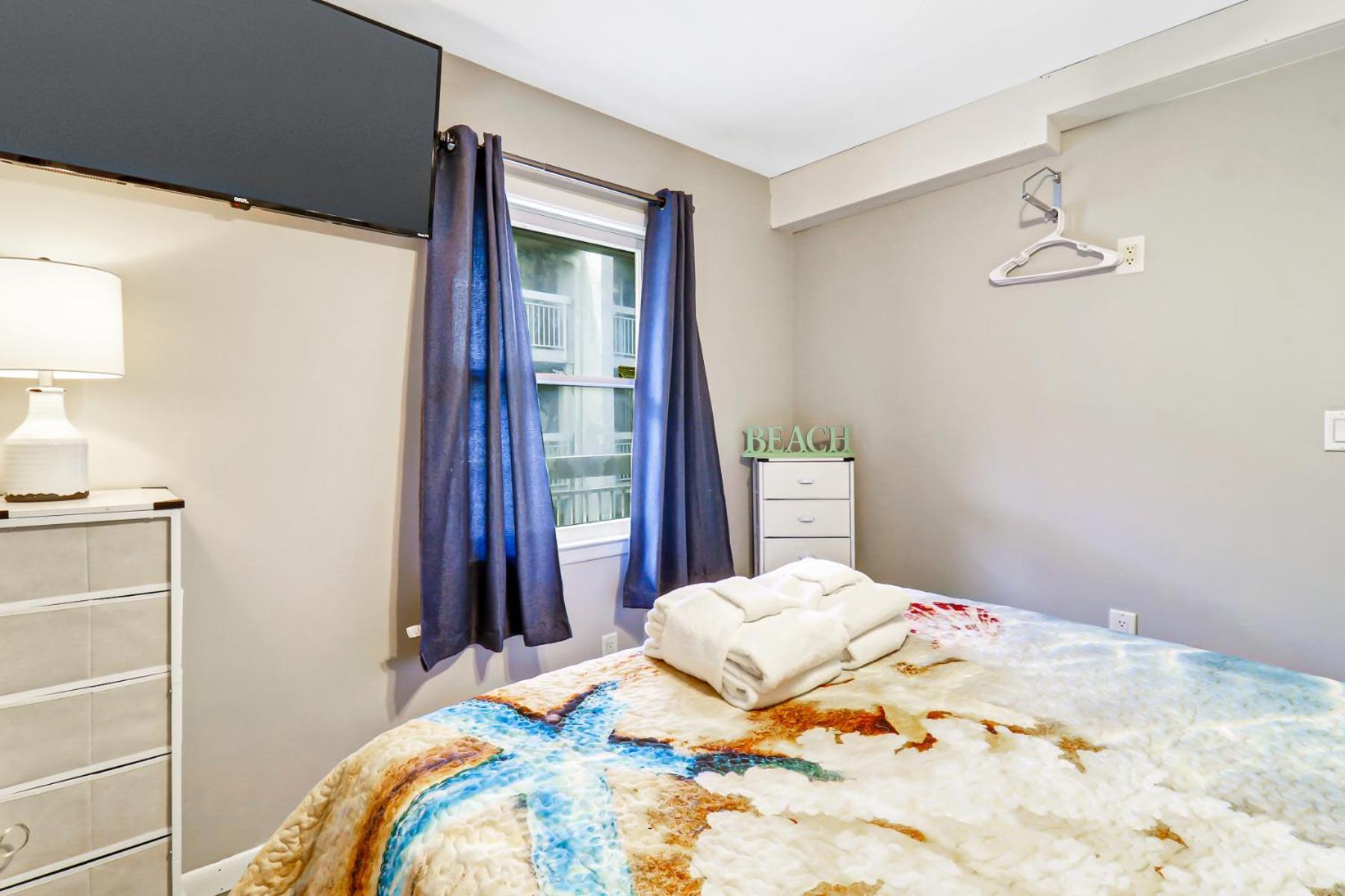 The Breakers #220 Beach Condo, Beautiful Ocean View At Coligny Beach, 4 N Forest Beach Drive Hilton Head, Walk To All Shops Restaurants, Renovated Jan 2024, Vacation Rental Hhi Llc Hilton Head Island Exteriör bild