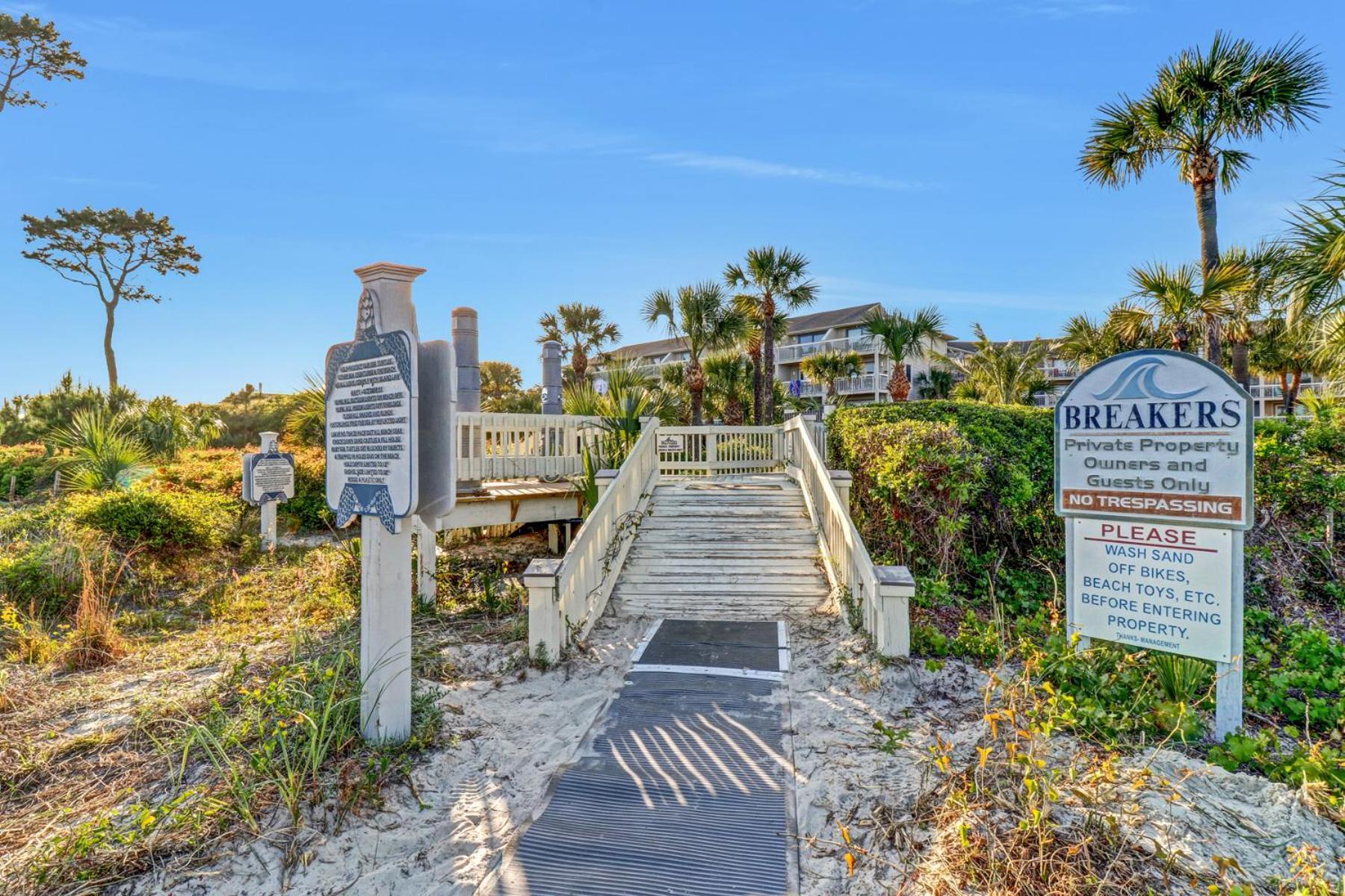 The Breakers #220 Beach Condo, Beautiful Ocean View At Coligny Beach, 4 N Forest Beach Drive Hilton Head, Walk To All Shops Restaurants, Renovated Jan 2024, Vacation Rental Hhi Llc Hilton Head Island Exteriör bild