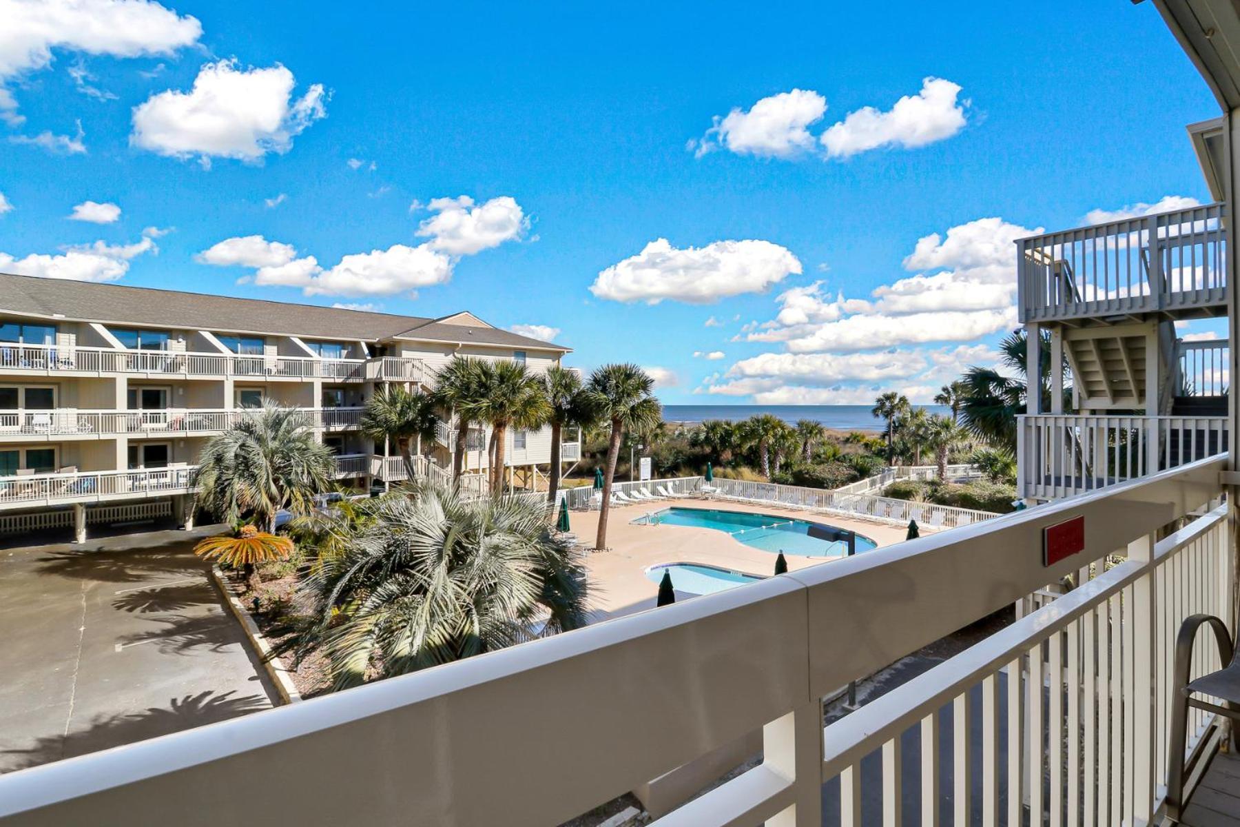 The Breakers #220 Beach Condo, Beautiful Ocean View At Coligny Beach, 4 N Forest Beach Drive Hilton Head, Walk To All Shops Restaurants, Renovated Jan 2024, Vacation Rental Hhi Llc Hilton Head Island Exteriör bild